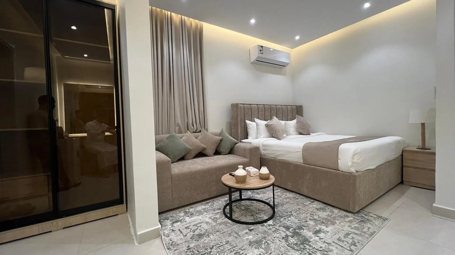 Cozzzy Apartments Riyadh 0*,  Saudi Arabia